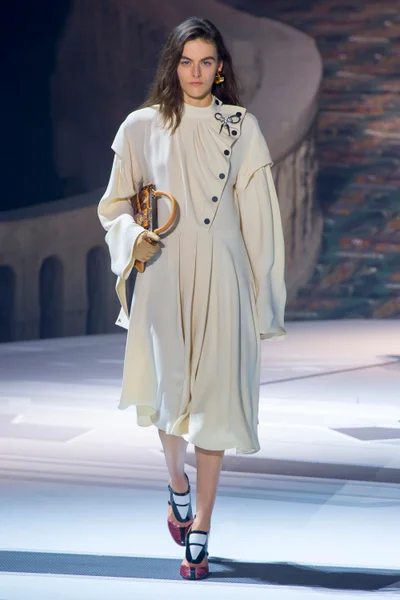 Look 31